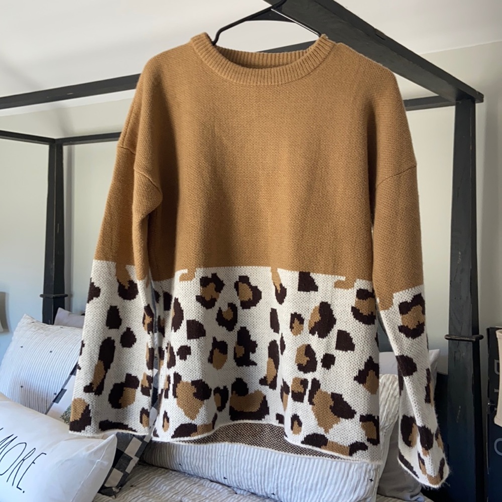 SHEIN Leopard Sweater